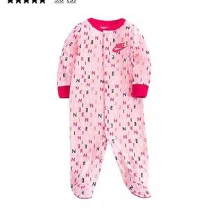 Baby girl Nike Footed Pajamas